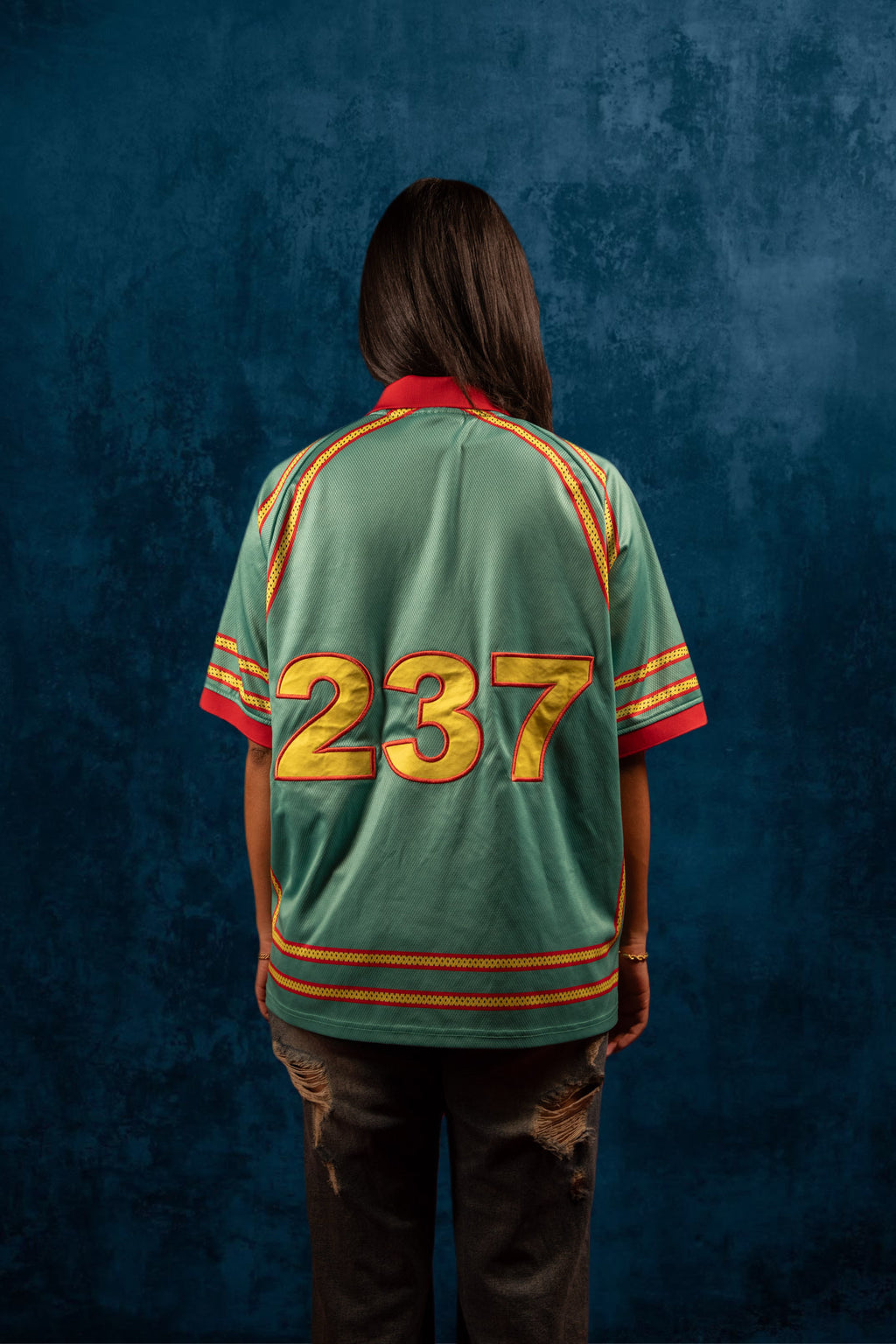 VINTAGE GREEN